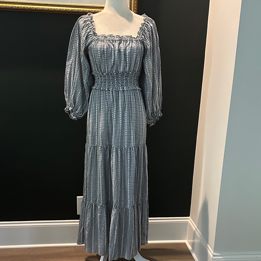 NWOT- Max Studio Elegant Blue and White Gingham Maxi Dress With Daisies